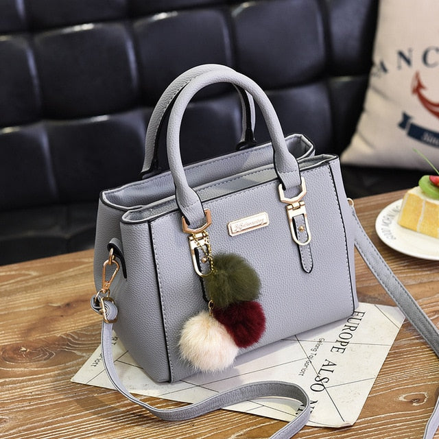BOLSA FEMININA DE OMBRO